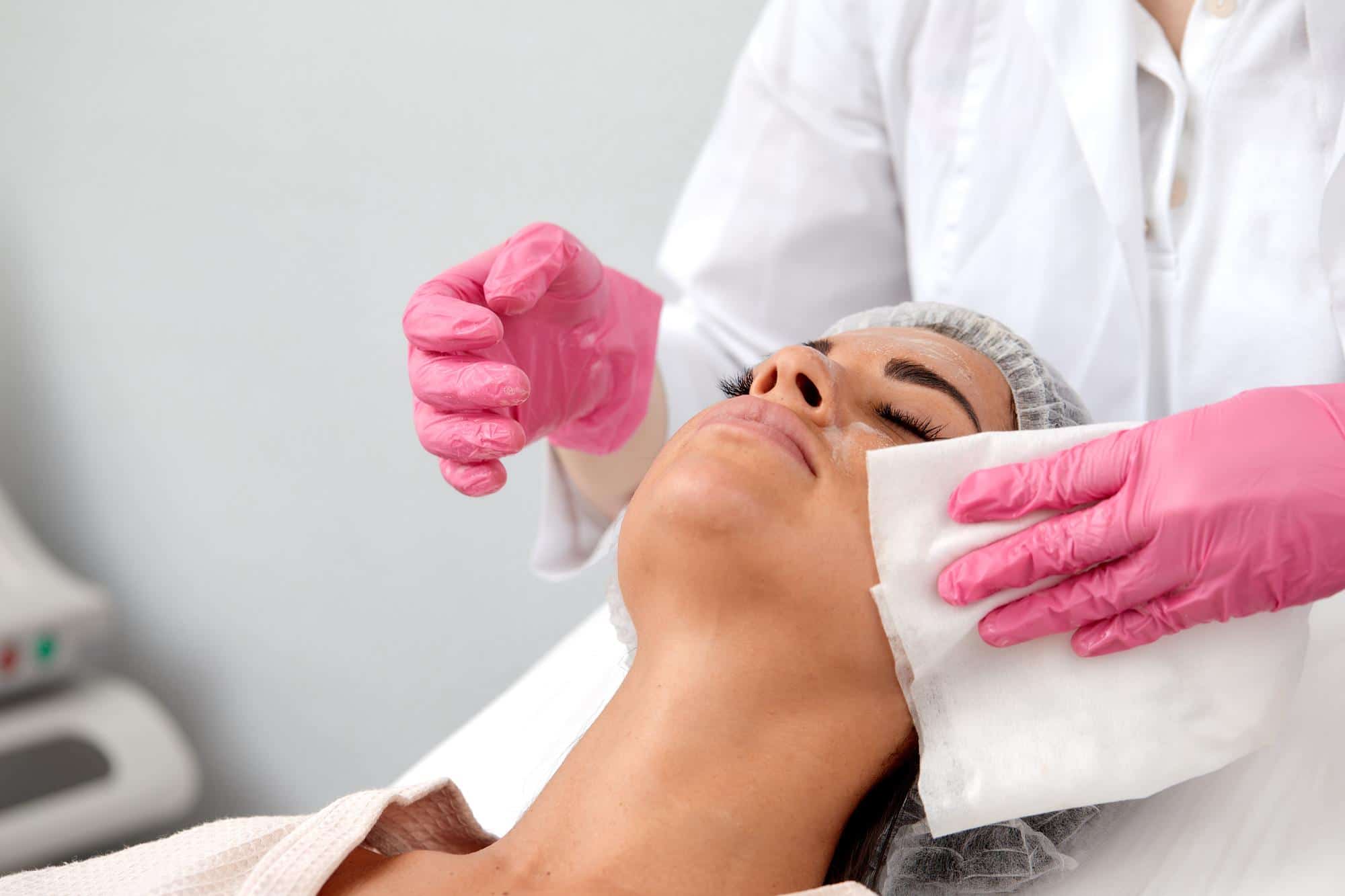 Estética preventiva: ¿por qué no esperar a ver signos visibles de envejecimiento?